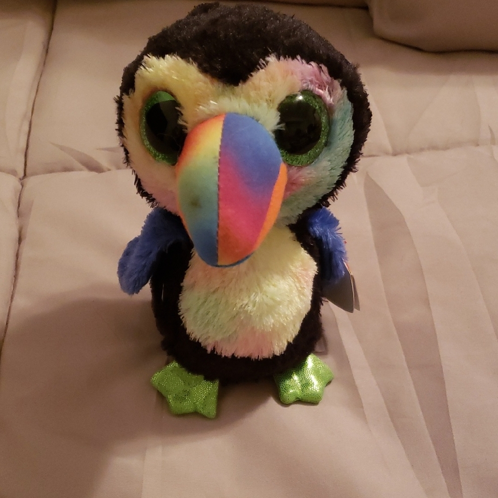 Ty Beaks The Toucan Bird  Beanie Boo's Collection 6" NWT
